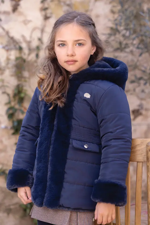 Mont Lacivert - 8Y
