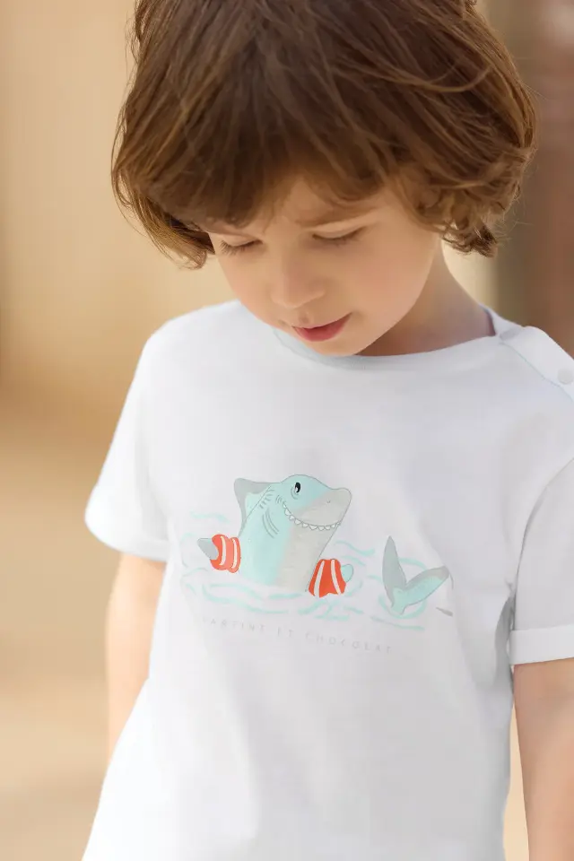 Balina Baskılı Kısa Kollu T-Shirt